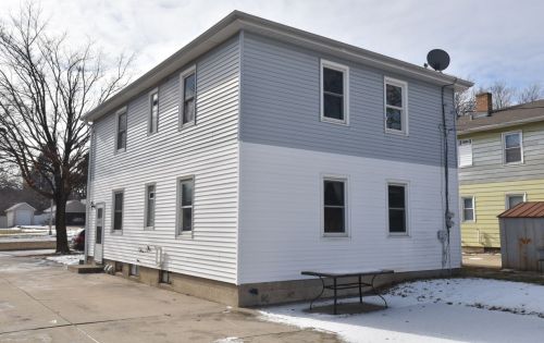 4508 Howard Ave, Milwaukee WI 53220-2108 exterior