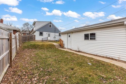 4730 81, Milwaukee WI 53220-4212 exterior