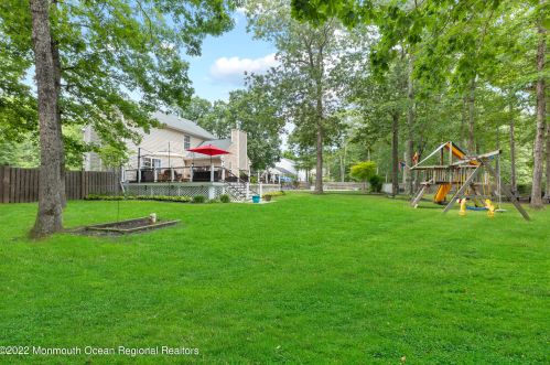 15 Calvary Ct, Jackson Twp NJ 08527-4833 exterior