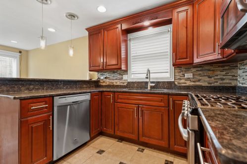 6353 Kilpatrick Ave, Chicago IL 60652-2009 exterior