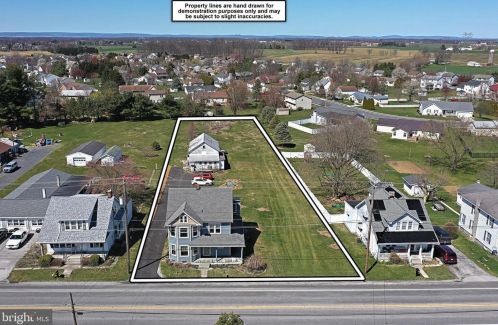 716 Hanover Pike, Littlestown PA 17340-9701 exterior