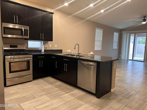 3883 Desert Broom Dr, Chandler AZ  85286 exterior