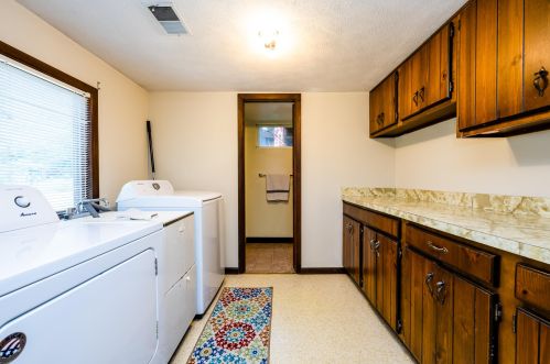 10867 Ridgewood Trl, Berrien Springs MI 49103-9724 exterior