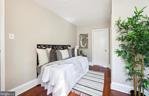 1839 Cedar St, Philadelphia PA 19125-2909 exterior