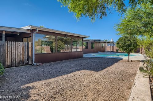 8731 7 St, Tucson AZ 85719-5507 exterior