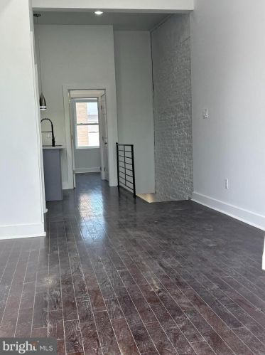 628 Diamond St, Philadelphia PA exterior