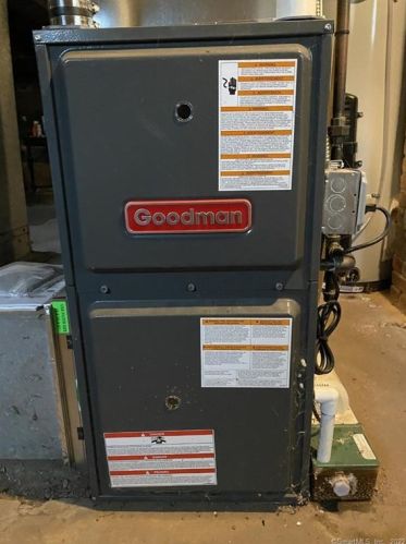 1 Franklin St, Manchester CT 06040-4346 exterior