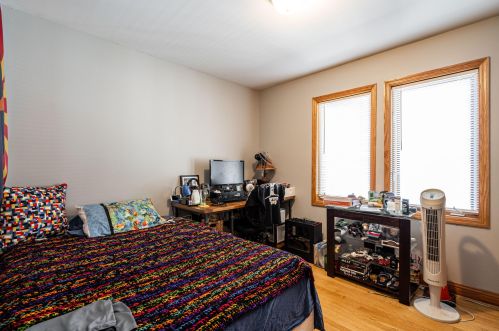 2910 Newhall St, Milwaukee WI 53211-3223 exterior