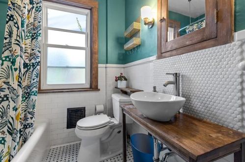 2431 Arlington Ave, Pittsburgh PA 15203-1313 exterior