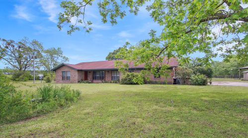 966 Crowder Rd, Defuniak Springs, FL 32433-0823