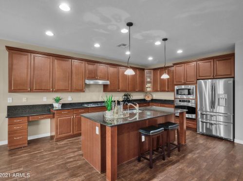 73 Crescent Way, Chandler AZ  85248-5150 exterior