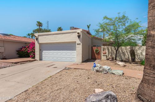 18439 16th Way, Phoenix AZ  85022-1349 exterior