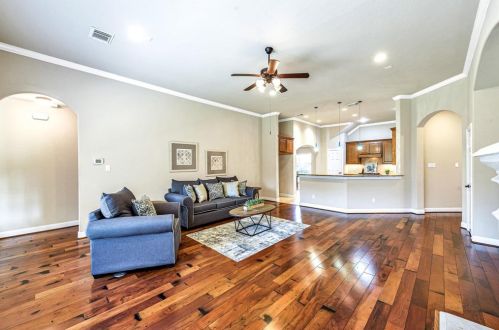 28307 Wild Mustang Ln, Fulshear TX 77441-2064 exterior