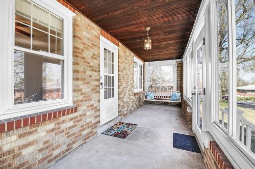 9016 Stansberry Ave, Saint Louis MO 63134-3438 exterior