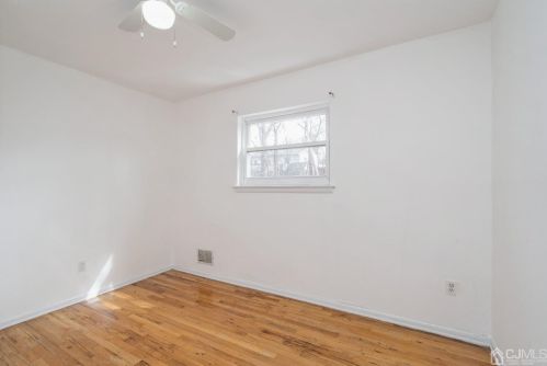 253 11th Ave, New Brunswick NJ 08904-3231 exterior