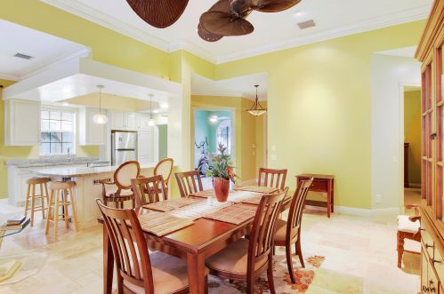 11269 Northland Dr, Fort Pierce FL 34987-1942 exterior