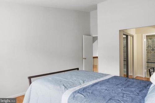 1633 Hugo Cir, Silver Spring MD 20906-5922 exterior