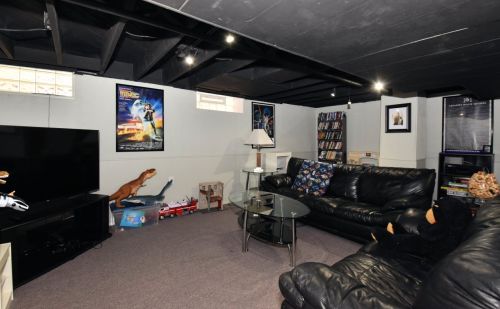 2827 87 St, Milwaukee WI 53222-4730 exterior