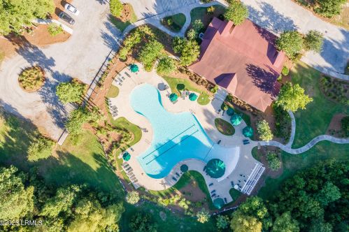 171 Heritage Pkwy, Bluffton SC 29910-4451 exterior