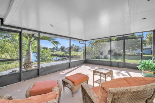 202 Bay St, Fort Pierce FL 34952-1318 exterior