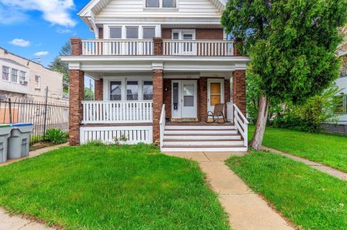 2121 Muskego Ave, Milwaukee, WI 53215-2543