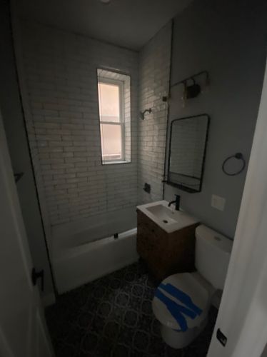 6448 Eberhart Ave, Chicago IL 60637-3325 exterior