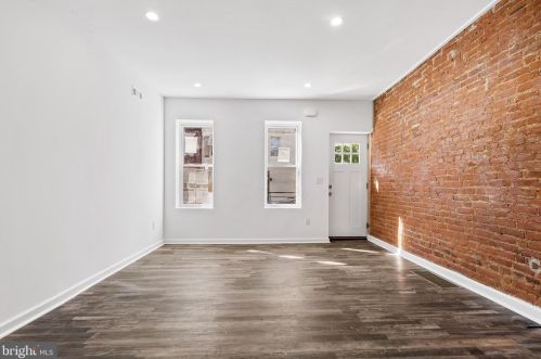 1911 Lawrence St, Philadelphia PA 19120-2808 exterior