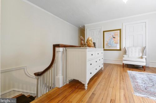 326 21 St, Philadelphia PA 19130-3237 exterior