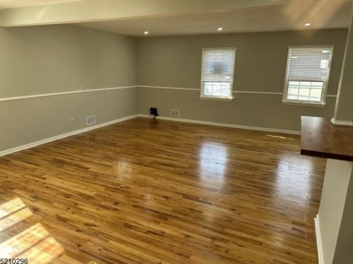 59 Wolf Pl, Industrial Hillside NJ  07205-1025 exterior