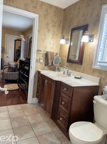 327 Cass St, Standish MI 48658-9229 exterior