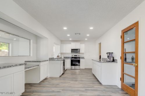 11219 41st Ave, Phoenix AZ  85029-3808 exterior