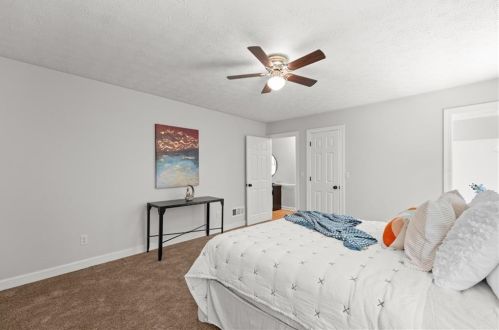 3845 Laurel Fls Dr, Lithonia GA 30039-6586 exterior