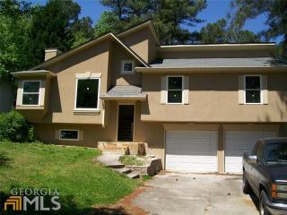 330 Canterbury Ln, Lawrenceville GA  30046-3103 exterior