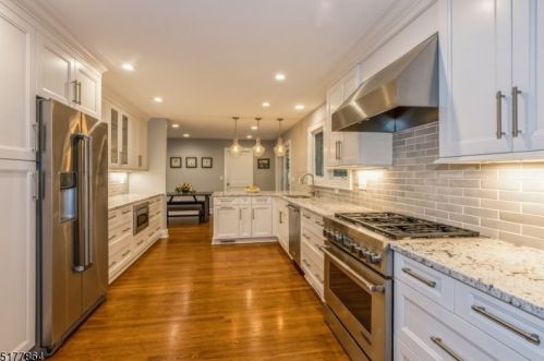 1401 Outlook Dr, Mountainside NJ 07092-1412 exterior