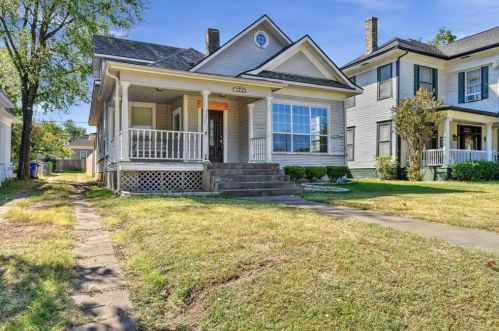 1024 Sears St, Denison, TX 75020-3324