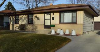 6416 52nd St, Milwaukee, WI 53223-6012