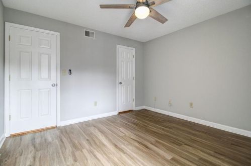 629 Granville Ct, Atlanta GA 30328-3445 exterior