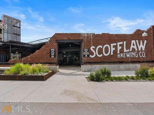 1279 Chelsea Cir, Atlanta GA  30318-1268 exterior