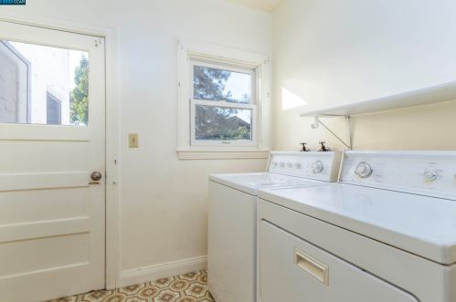 820 Ramona, Berkeley CA 94706-1820 exterior