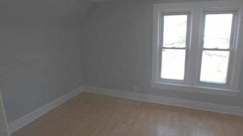 557 Oak St, Waukegan IL 60085-6530 exterior