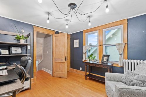 4020 Prospect Ave, Milwaukee WI 53211-2116 exterior