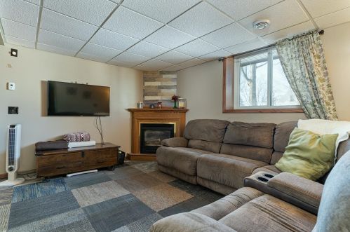 614 1 Ave, Sartell MN 56377-1126 exterior