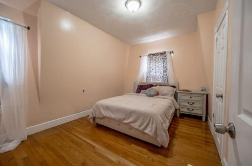 270 Indiana Ave, Providence RI  02905-2823 exterior