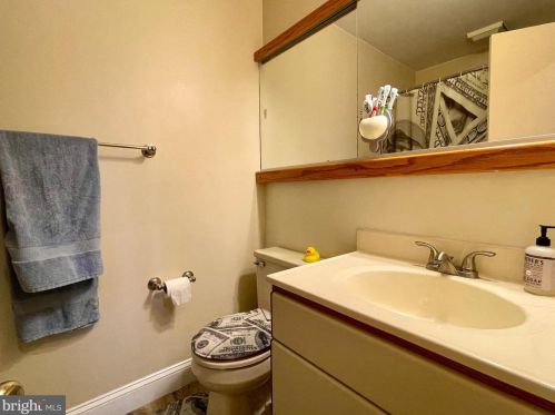 36 Providence Frg Rd, Limerick PA 19468-2930 exterior