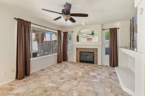 17416 13th St, Phoenix AZ  85022-2075 exterior