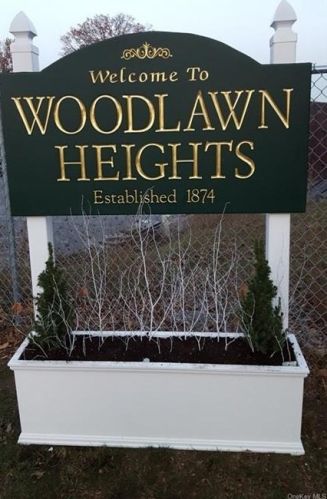 4320 Van Cortlandt Park, Bronx NY  10470-1952 exterior