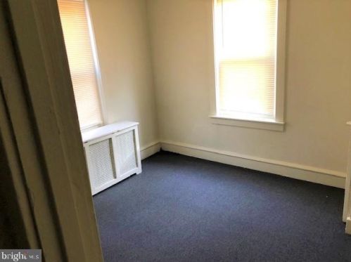 1238 Browning St, Camden NJ 08104-2010 exterior