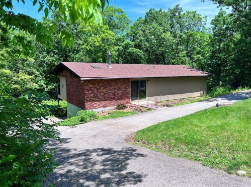 4 Lemp Rd, Saint Louis MO 63122-6931 exterior