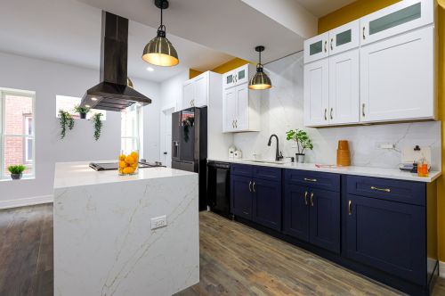 2720 Monroe St, Chicago IL  60612-2823 exterior