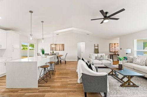 5301 21 Pl, Naples FL 34116-6863 exterior